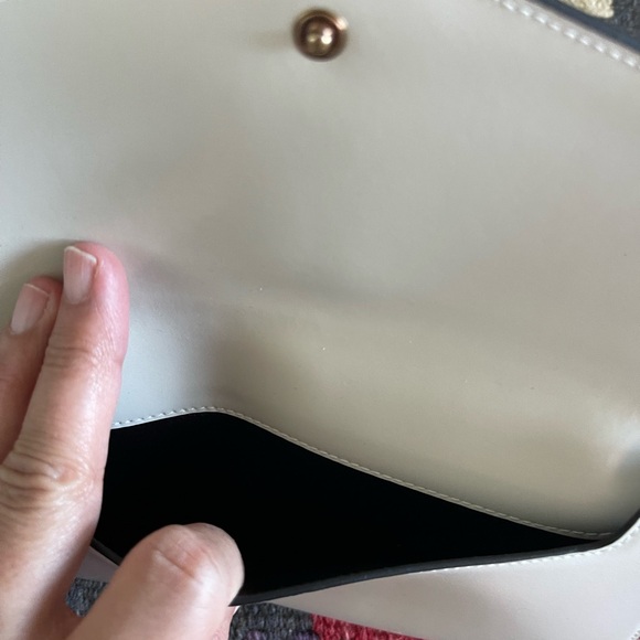 Saint Laurent YSL Monogram Wallet/Black/Cream - Picture 5 of 16